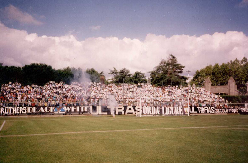 The first level of the Curva Piscina in the 1980s