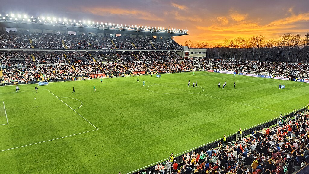 Estadio de Vallecas: From Small Stadium to Part of Spain's Culture - Football Team Game