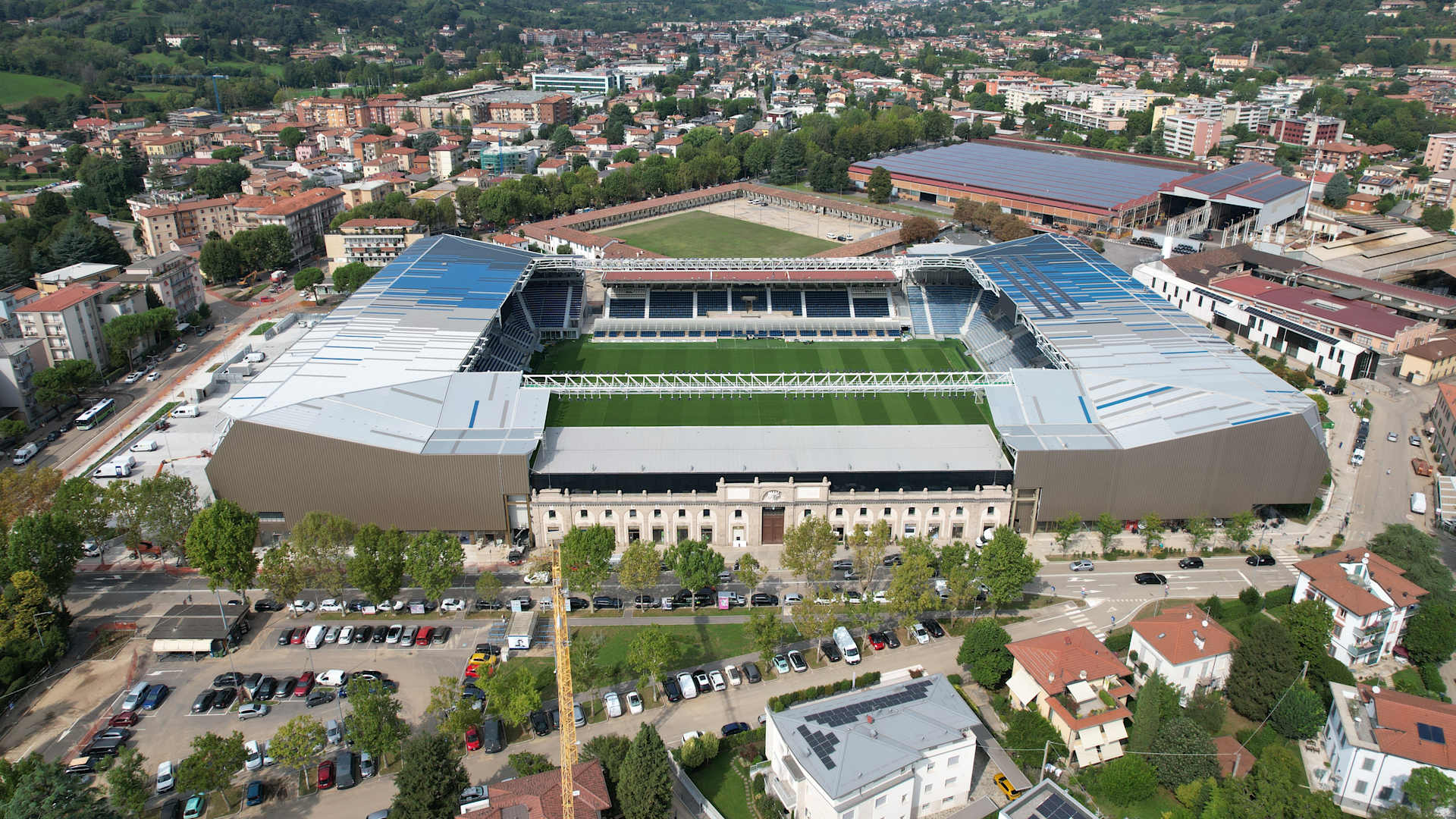 picture of the Atalanta Stadium showing its structure