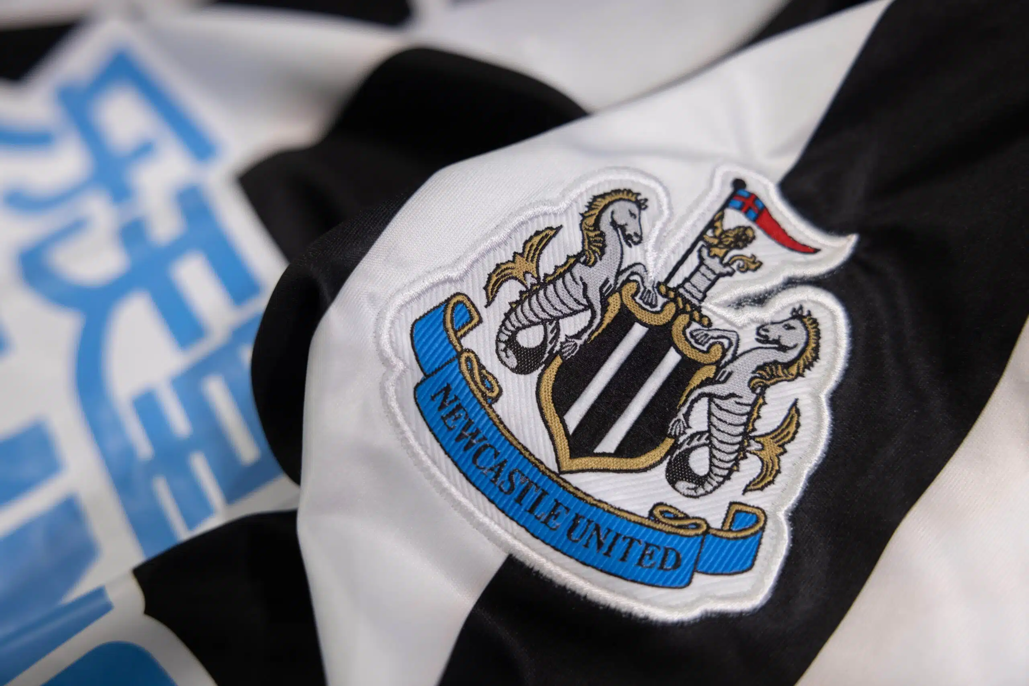newcastle united crest