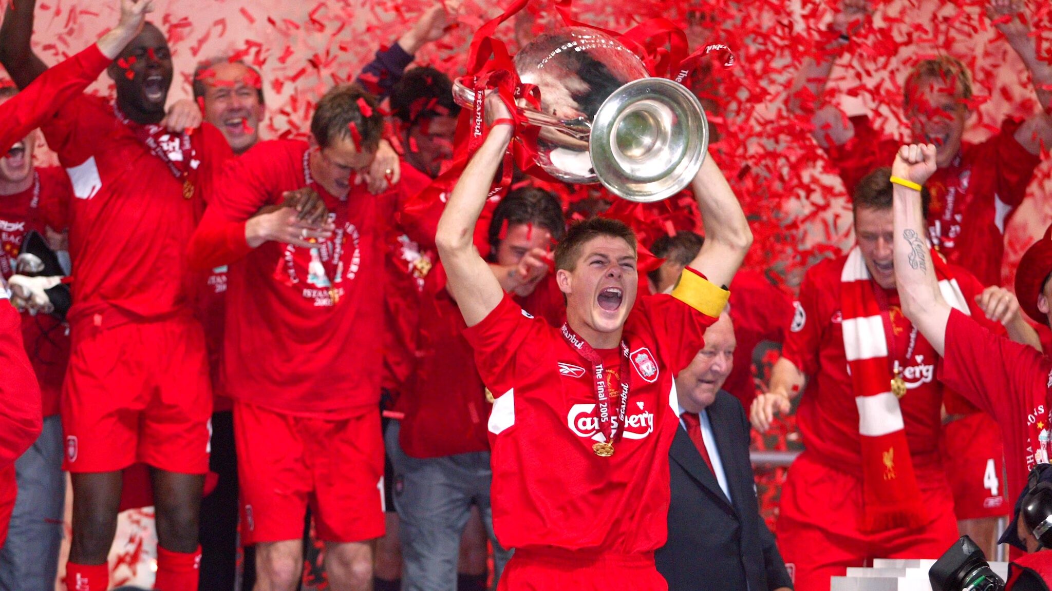 picture of Liverpool celebrating the Champions League victory in 2005
