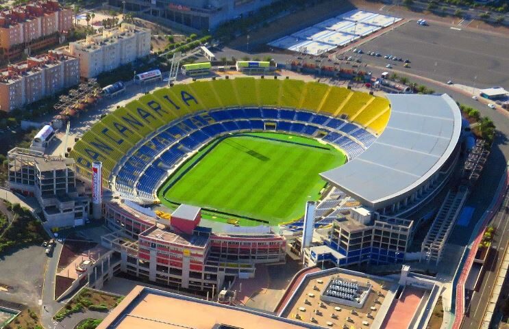 Estadio Gran Canaria - View from outside
