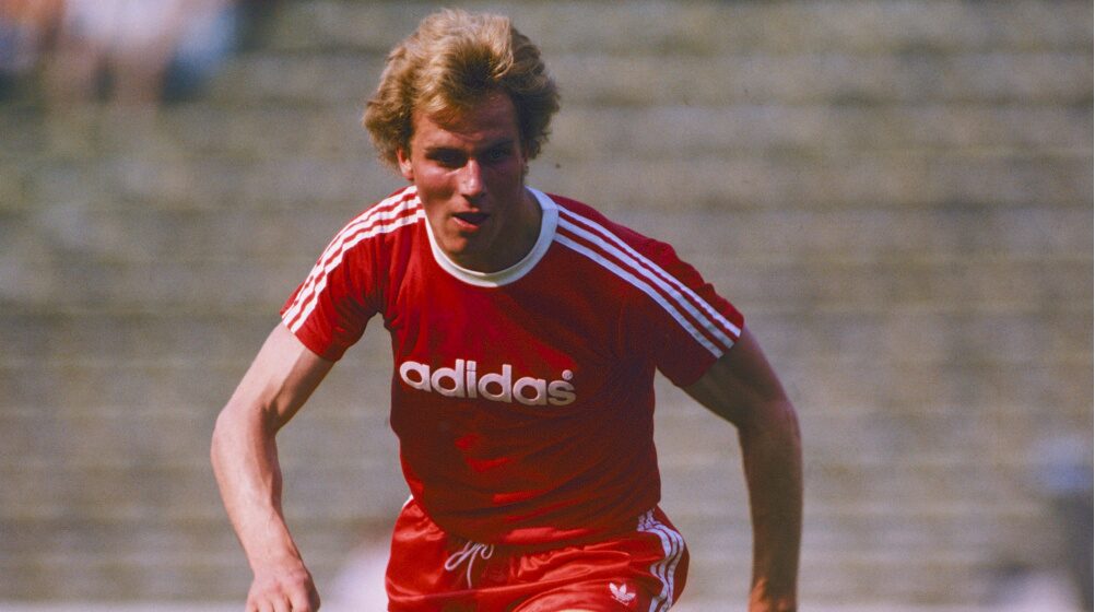 Karl-Heinz Rummenigge running
