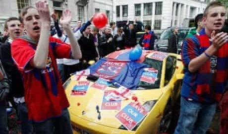 Crystal Palace fans protesting