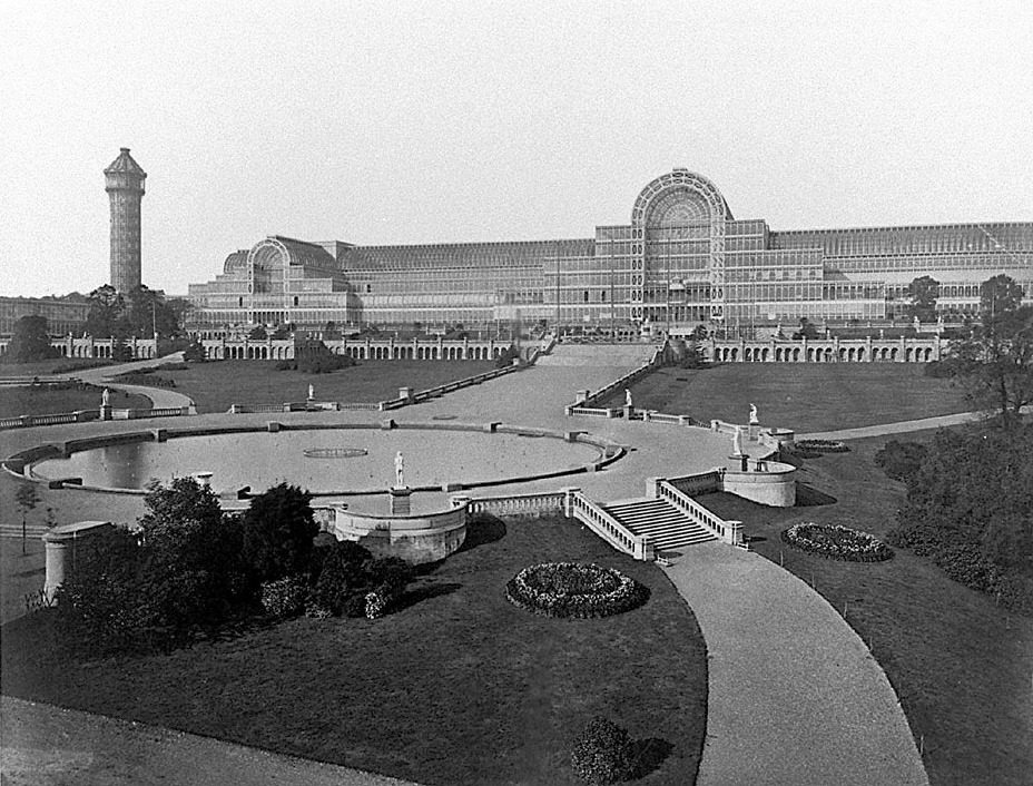 Crystal Palace building in 1854